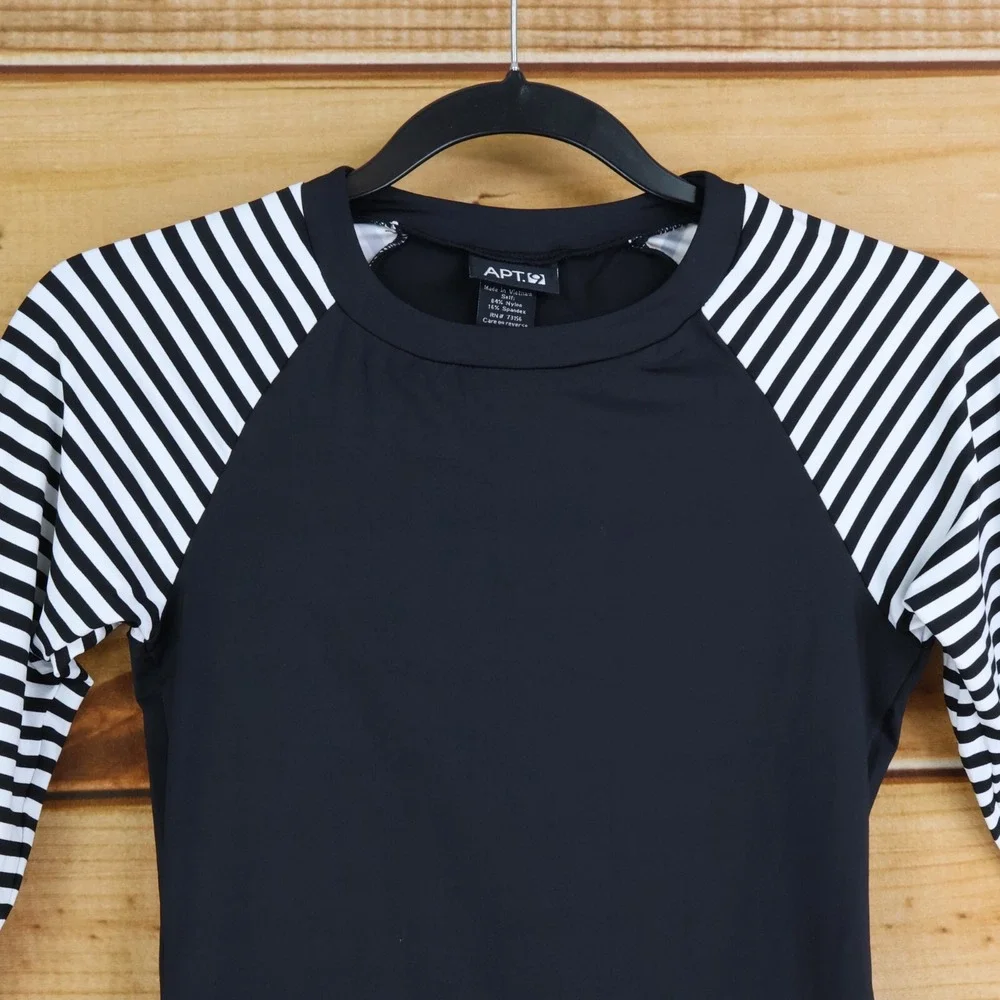 Apt. 9 Long Sleeve Swimsuit Top Girls Size M Black White Striped Stretch Comfort